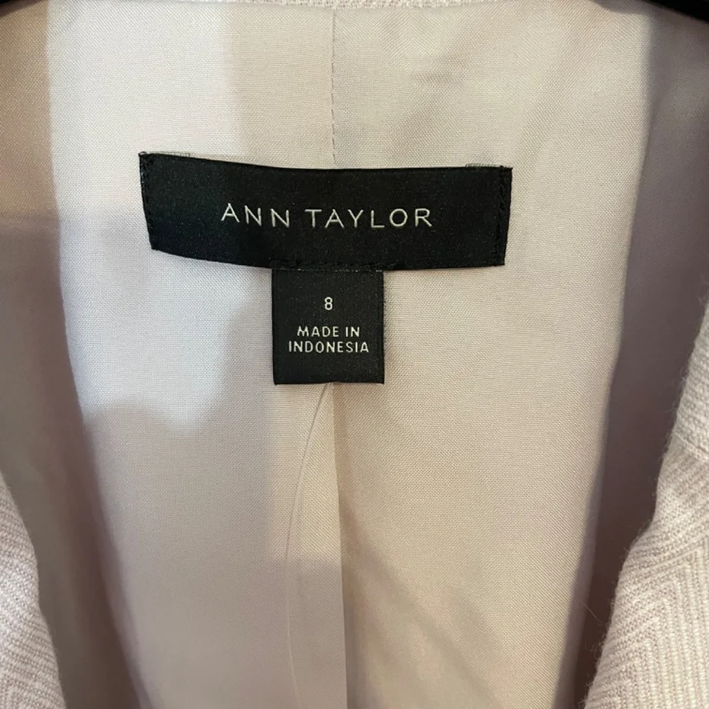 Linen Blend Lilac Herring Bone Jacket from Ann Taylor - Picture 10 of 14